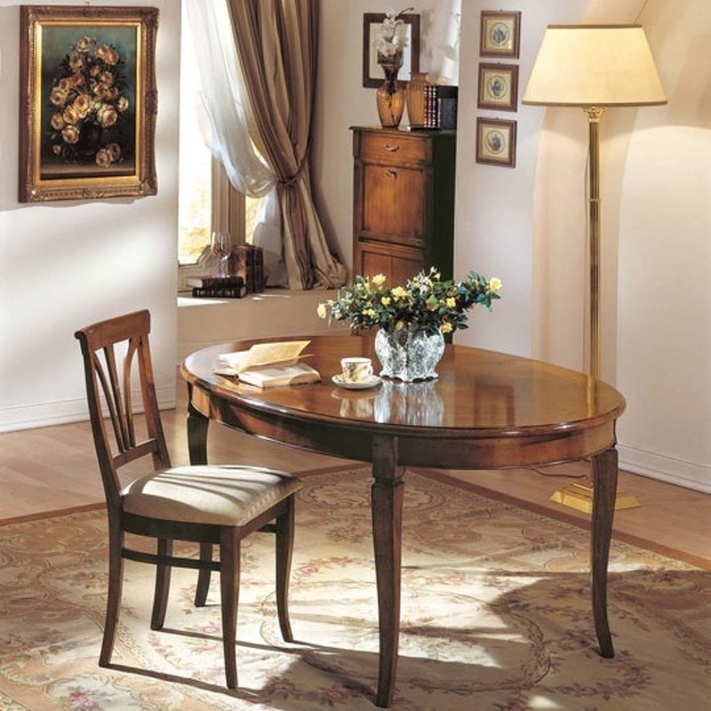 Обеденный стол в гостиную недорого в классическом стиле